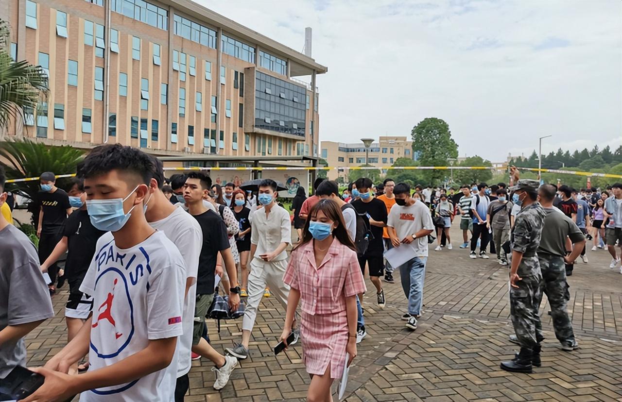 2022年江西高考分数线_江西高考分数线2028_江西高考分数线2021