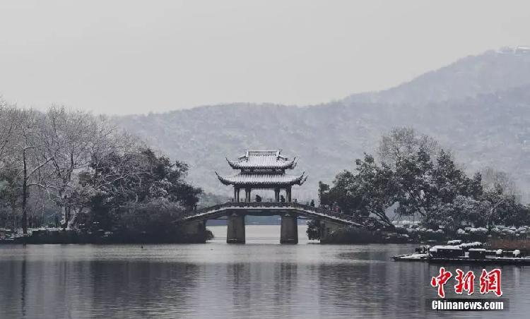 淡泊以明志宁静以致远_宁静致远淡泊明志出自哪里_宁静致远淡泊明志是什么意思