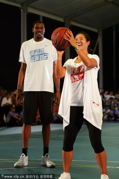 楼住有情人电视剧_搂抱的搂的组词_搂住