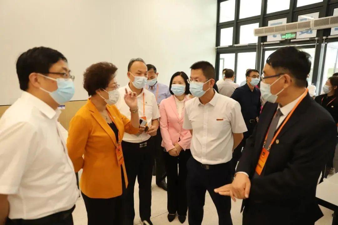 深圳宝安崇文学校怎么样_深圳崇文高中_深圳崇文中学