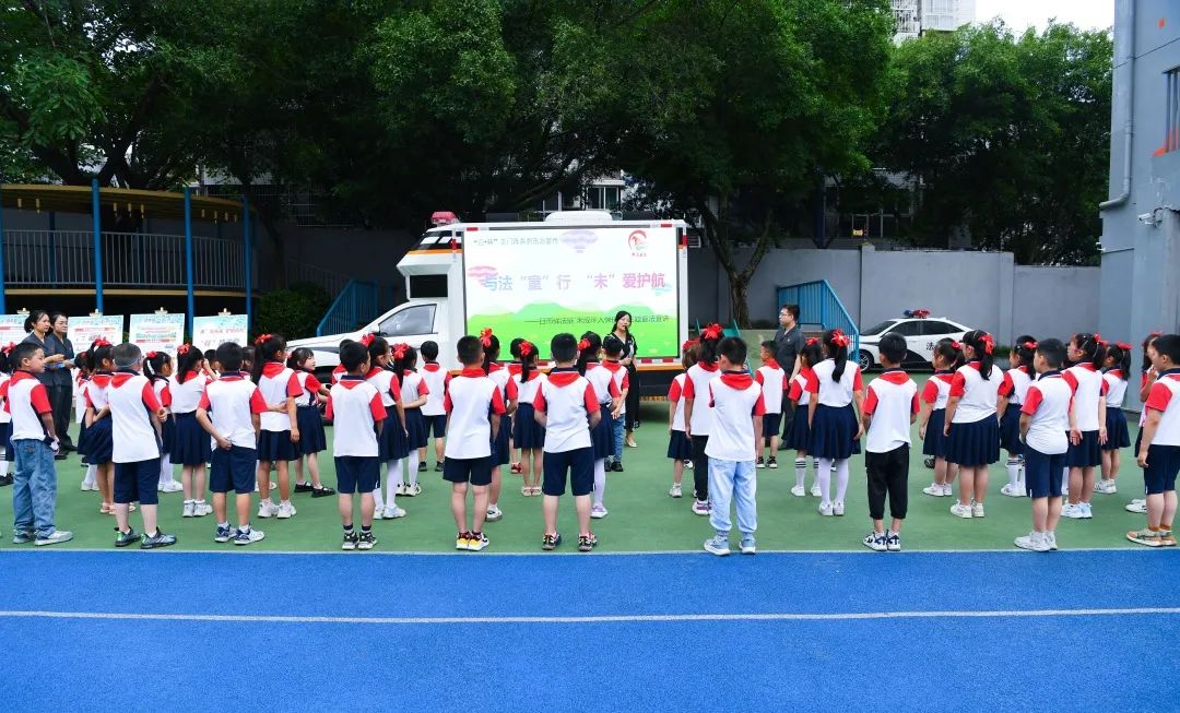 洁读霓_洁怎么读_洁读什么字