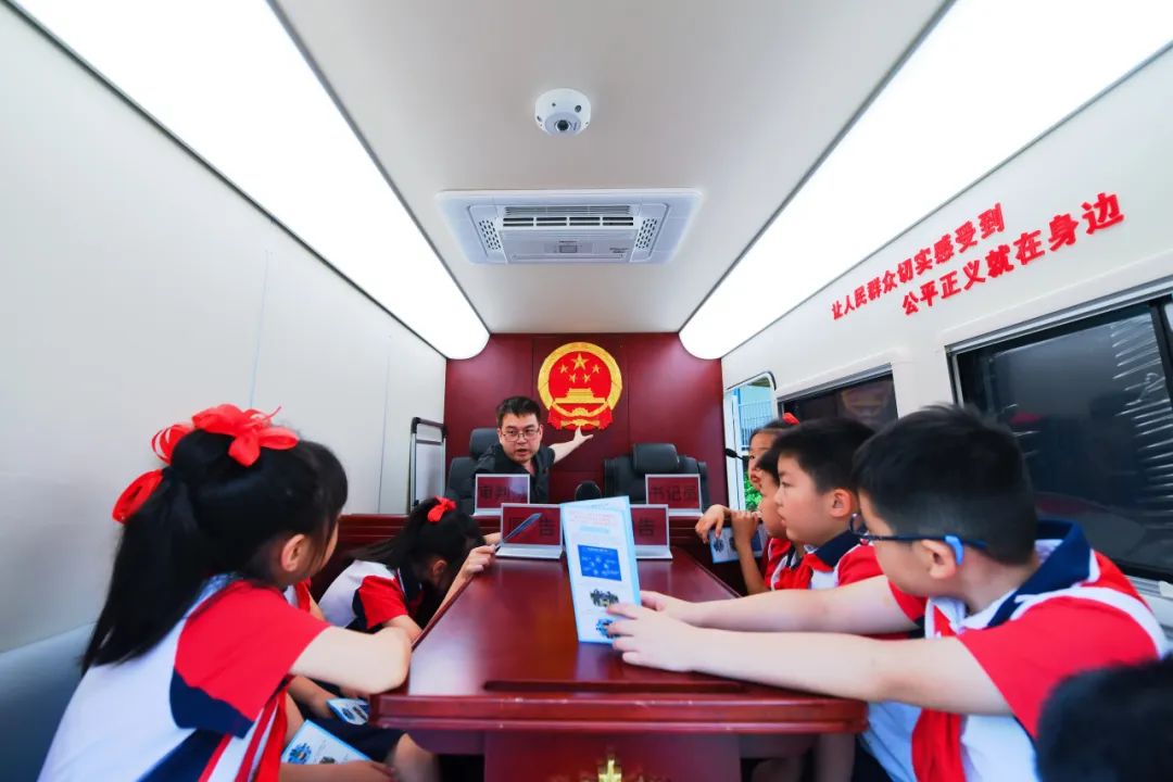 洁怎么读_洁读什么字_洁读霓