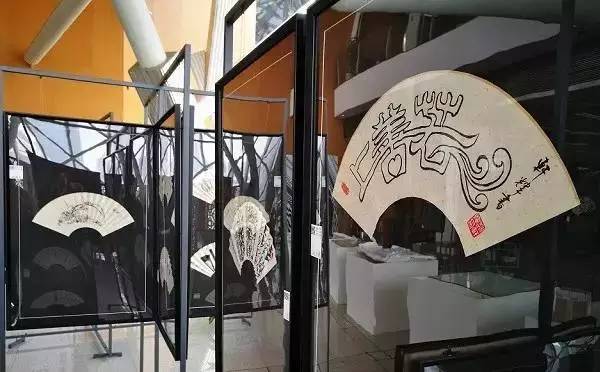 翁读姓氏读什么_翁怎么读_翁读weng还是wong