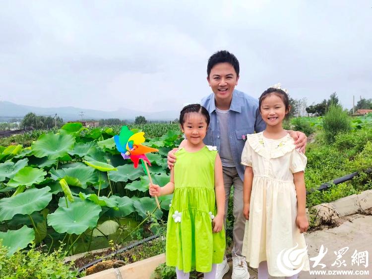 young怎么读_读young一下乐高微笑着_young英语怎么读