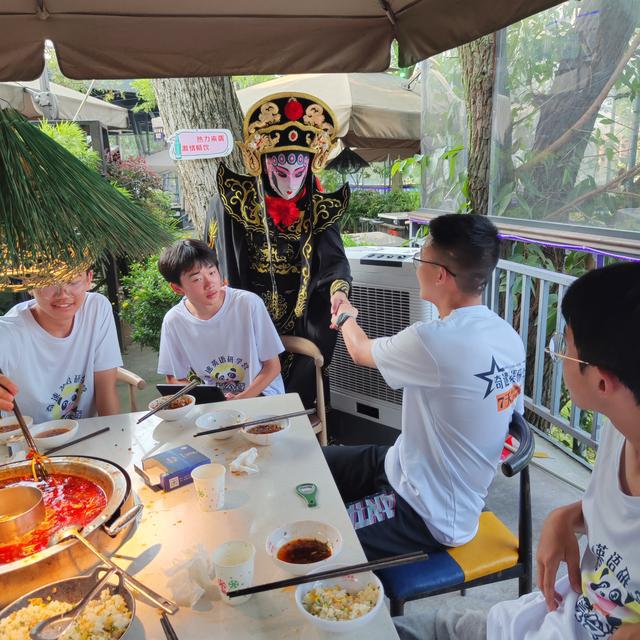 英语口语网课推荐_他们英语_英语口语培训一对一