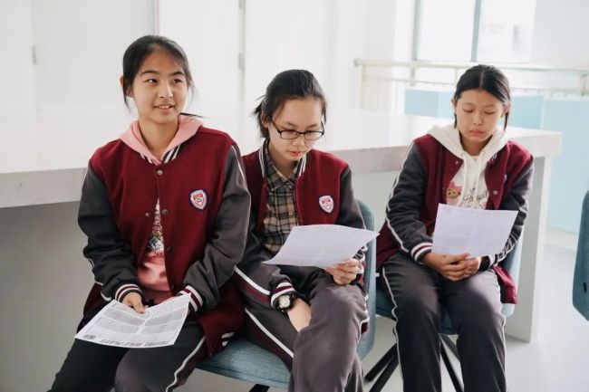 模拟场景、英文派对、绕口令……济南托马斯学校的英语日让孩子们爱上“练嘴皮子”