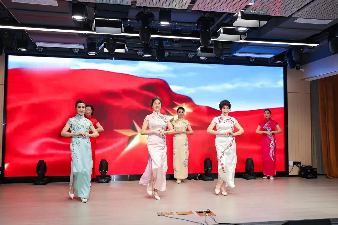 尚文中学_尚文中学校长是谁_尚文中学知名校友