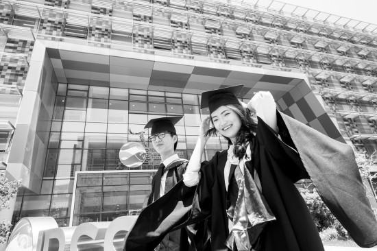 利物浦和西交利物浦_西交利物浦是几本_西交利物浦足球