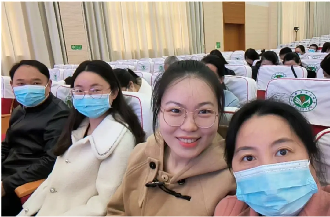 平顶山二中电话号码_平顶山市二中_平顶山二中喜报