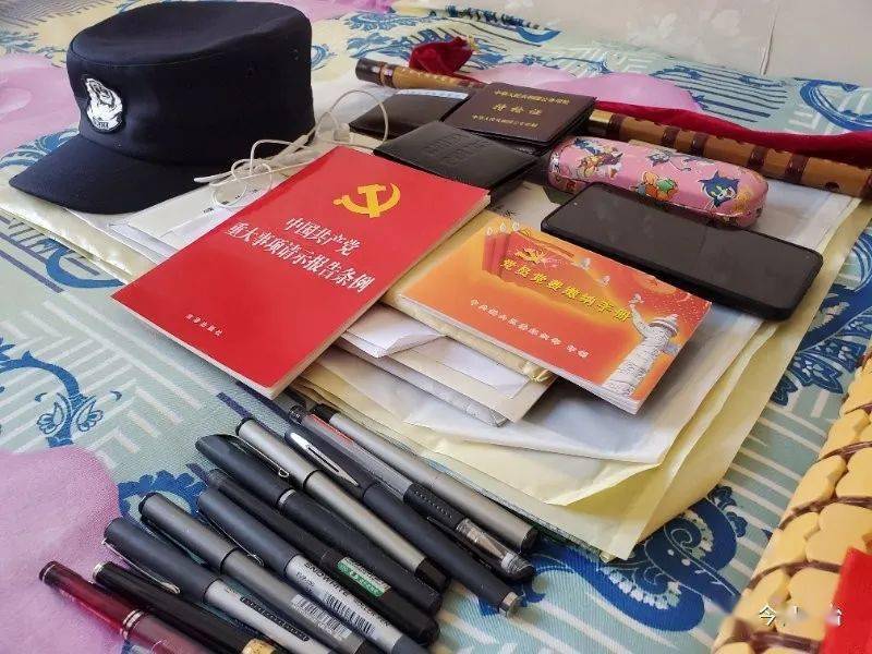 警读音是什么意思_警怎么读_警读什么拼音怎么读