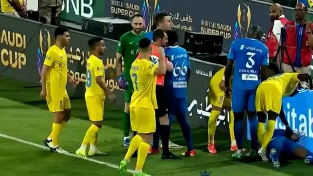 震惊形容句子_形容震惊_震惊形容词英语