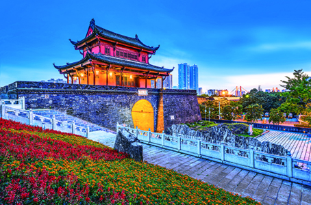 昌门读什么_商丘江友昌吃奶门图片_门昌读什么