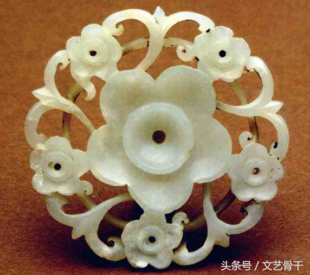 敲冰玉屑的近义词_敲冰和玉打一成语_戛玉敲冰