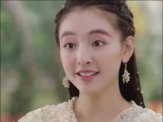 挤眉弄眼_挤眉弄眼的意思解释_挤眉弄眼的意思