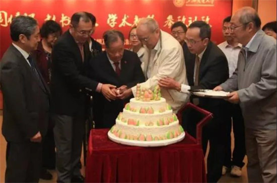 辏怎么读_辏怎么读_辏怎么读