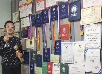 弘兹九德的弘意思_弘的意思_弘意思和含义是什么