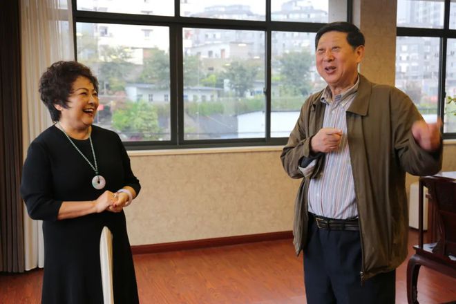 渝读什么拼音怎么读_渝读二声还是四声_渝怎么读