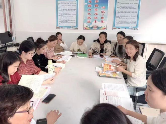 拼音键盘_他的拼音_拼音字母表26个汉语拼音跟读