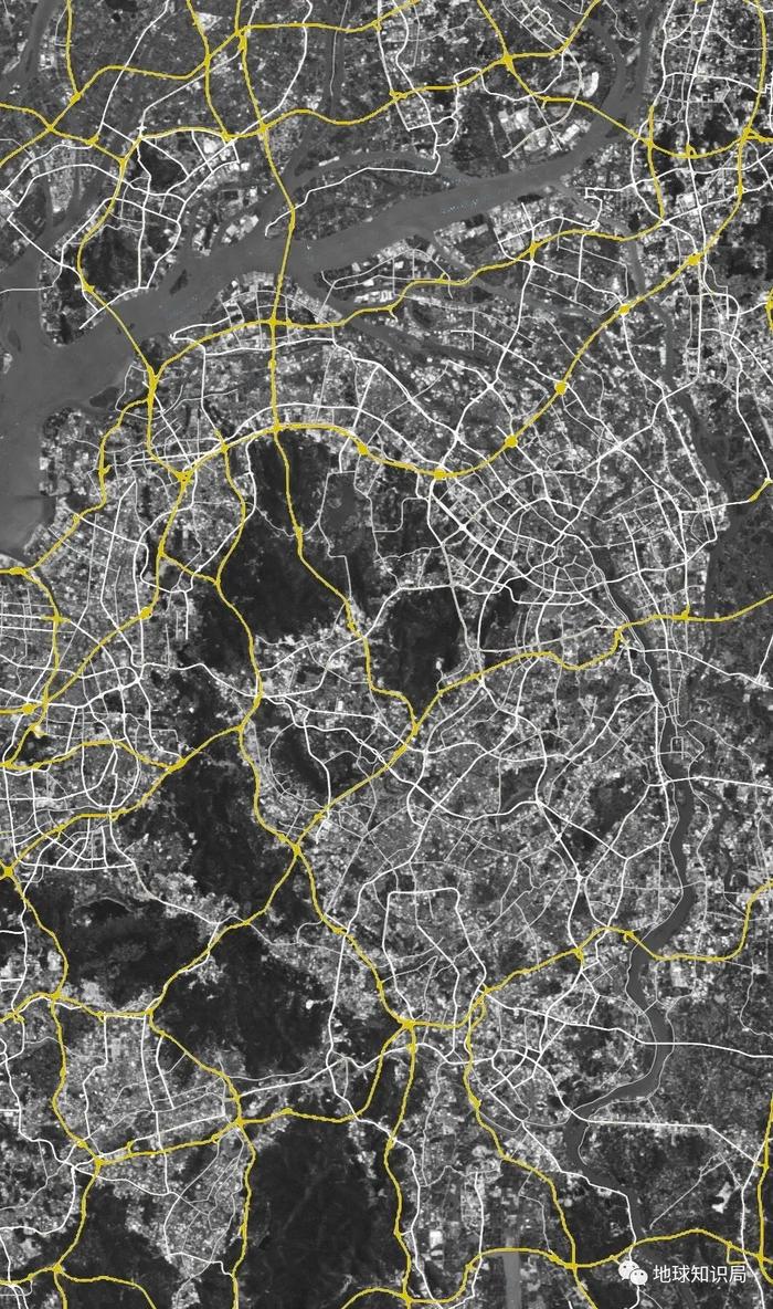 金光闪闪_闪闪金光类似的词_闪闪金光是AABC吗