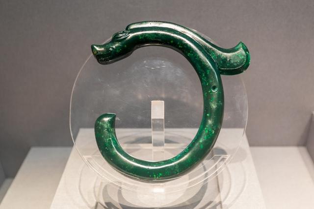 逶_逶怎么读_逶迤念什么字