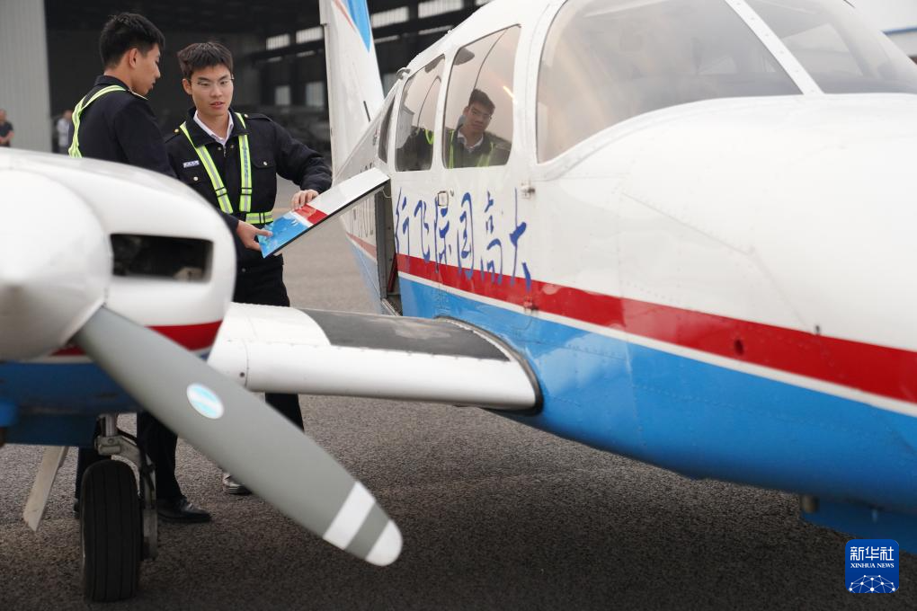 山东滨州航空学院_山东航空学院滨州学院_山东滨州航空学院官网