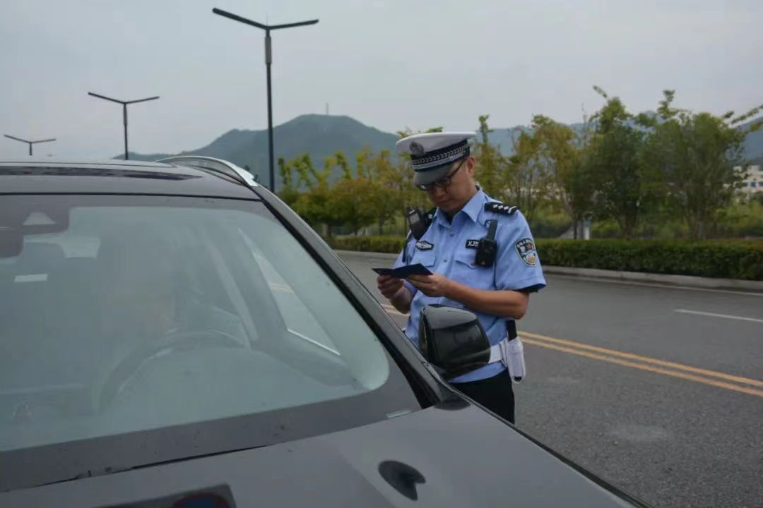 踏实踏实怎么写_踏踏实实_踏实踏实做事