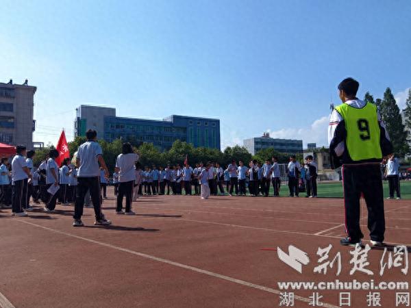 房县一中2020喜报_房县一中_房县一中全名