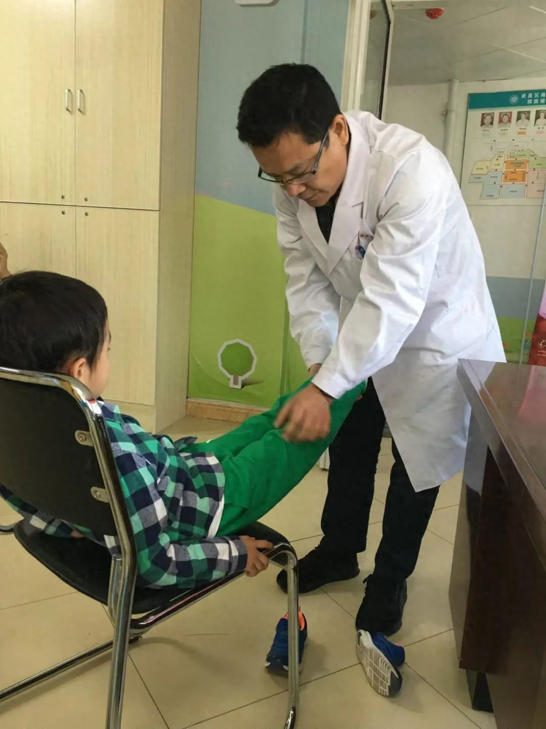 提足旁_提足旁_提足旁