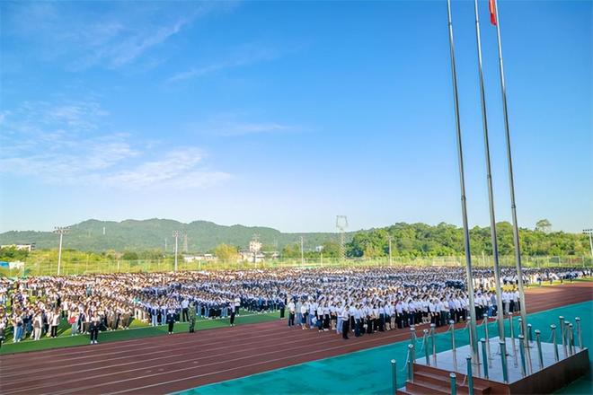 眉山电子职业技术学校_眉山电子职业学校怎么样_眉山电子职业技术学校多大
