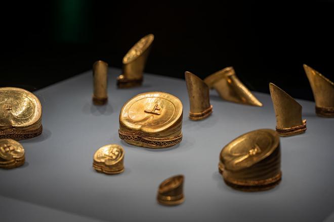 盝顶什么意思_盝顶怎么读音_盝