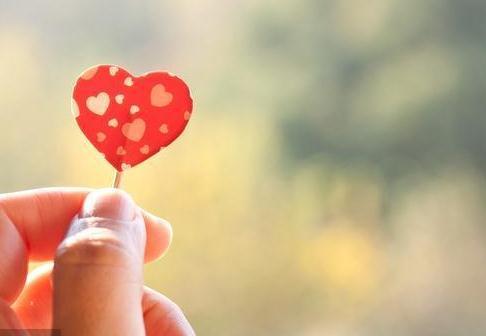 雷霆大发是成语吗_大发雷霆的意思_雷霆大发意思和造句