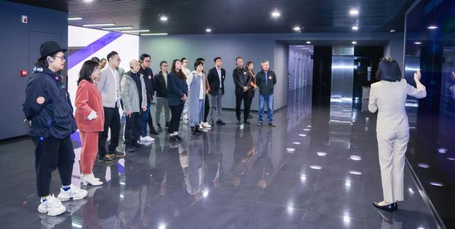 化的拼音_汉字能不能拼音化_拼音化妆