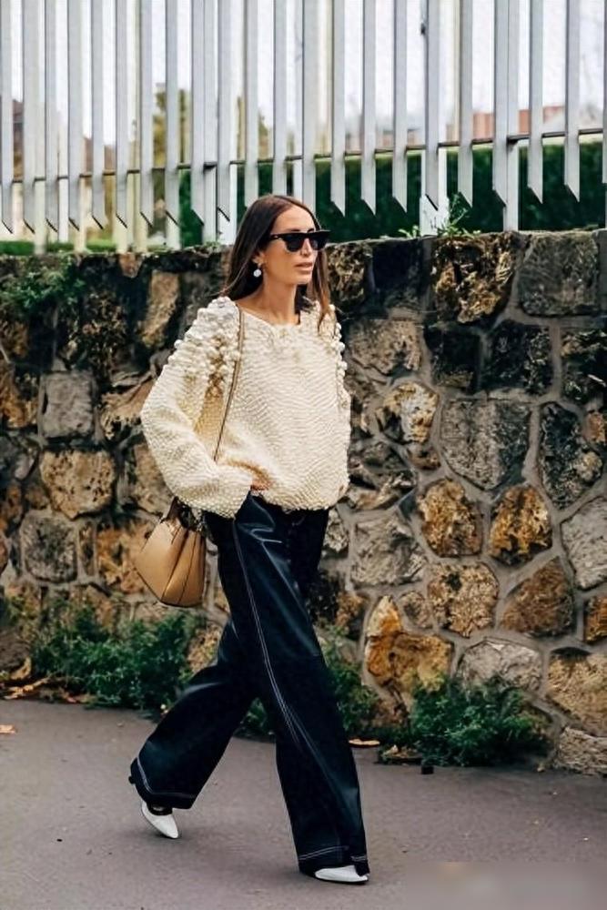 棉裤套皮裤必有缘故_皮裤套棉裤_棉裤套皮裤啥意思