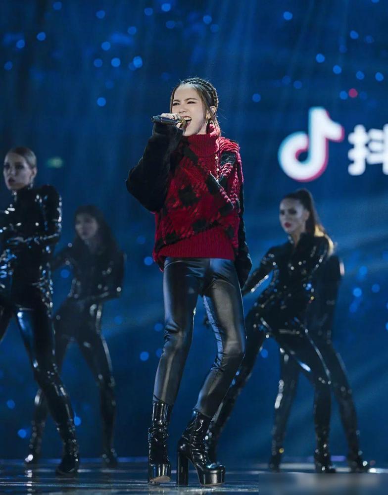 棉裤套皮裤必有缘故_皮裤套棉裤_棉裤套皮裤啥意思