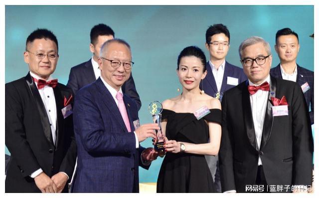 1988年现在多大了_1988今年多大年龄2020_1988多少岁了今年