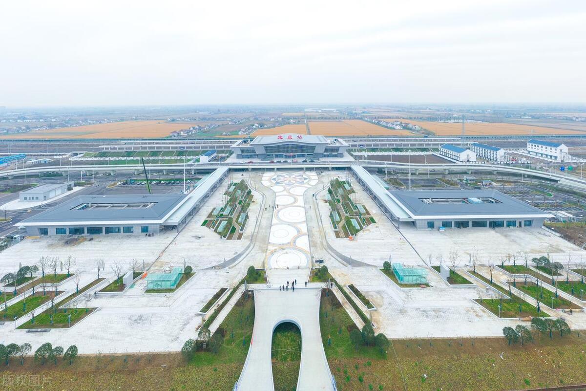 江苏省宝应中学_江苏省宝应中学占地面积_江苏省宝应中学照片