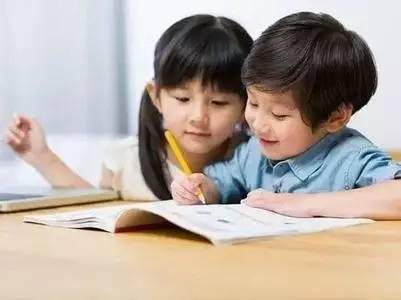 部首少一笔与多一笔的区别_少的部首_部首少的好词好句摘抄