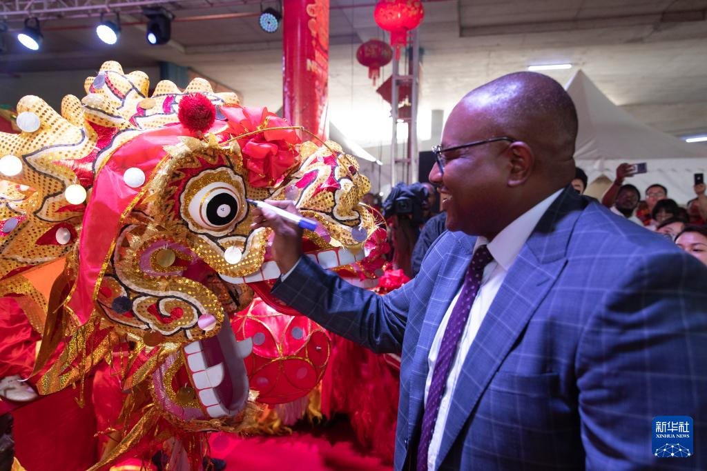 赞比亚的时间_赞比亚时间现在几点_赞比亚现在时间