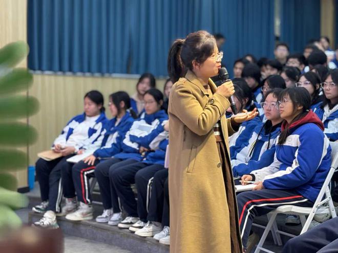 西安搏迪中学_西安博迪中学_西安中学博迪老师简介