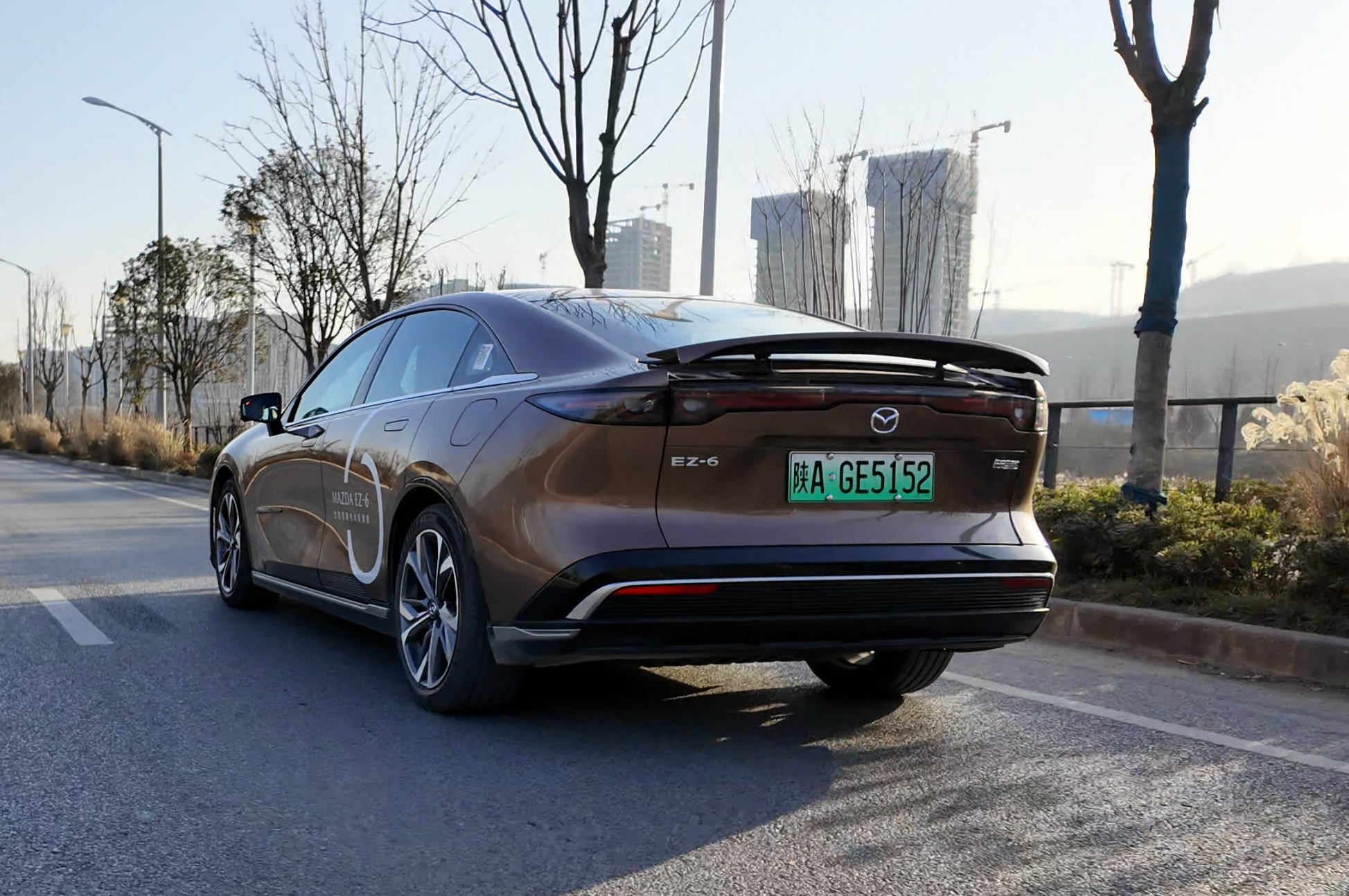 郁的意思_郁意思是什么意思啊_突兀森郁意思