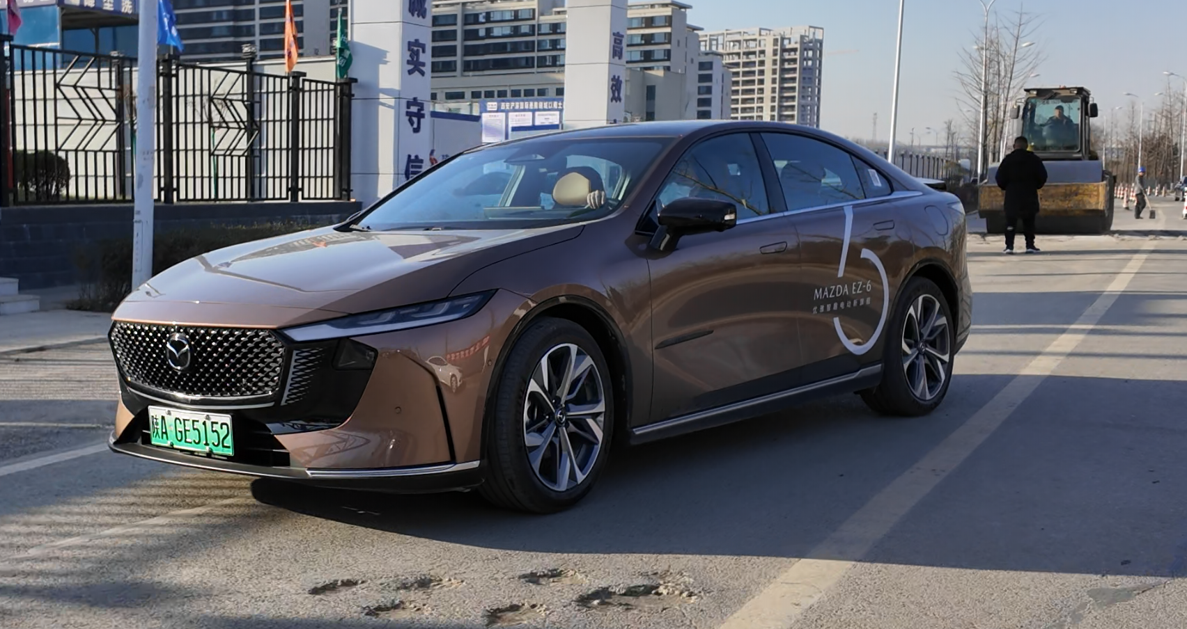 突兀森郁意思_郁意思是什么意思啊_郁的意思