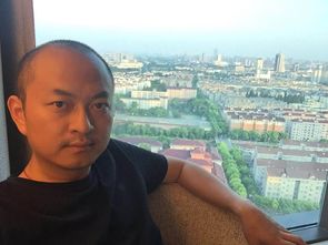 土字旁一个亘是什么字?