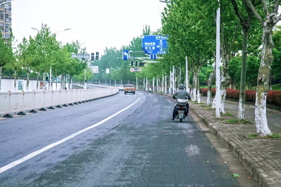 南京长江大桥走向_南京长江大桥样子_南京长江大桥