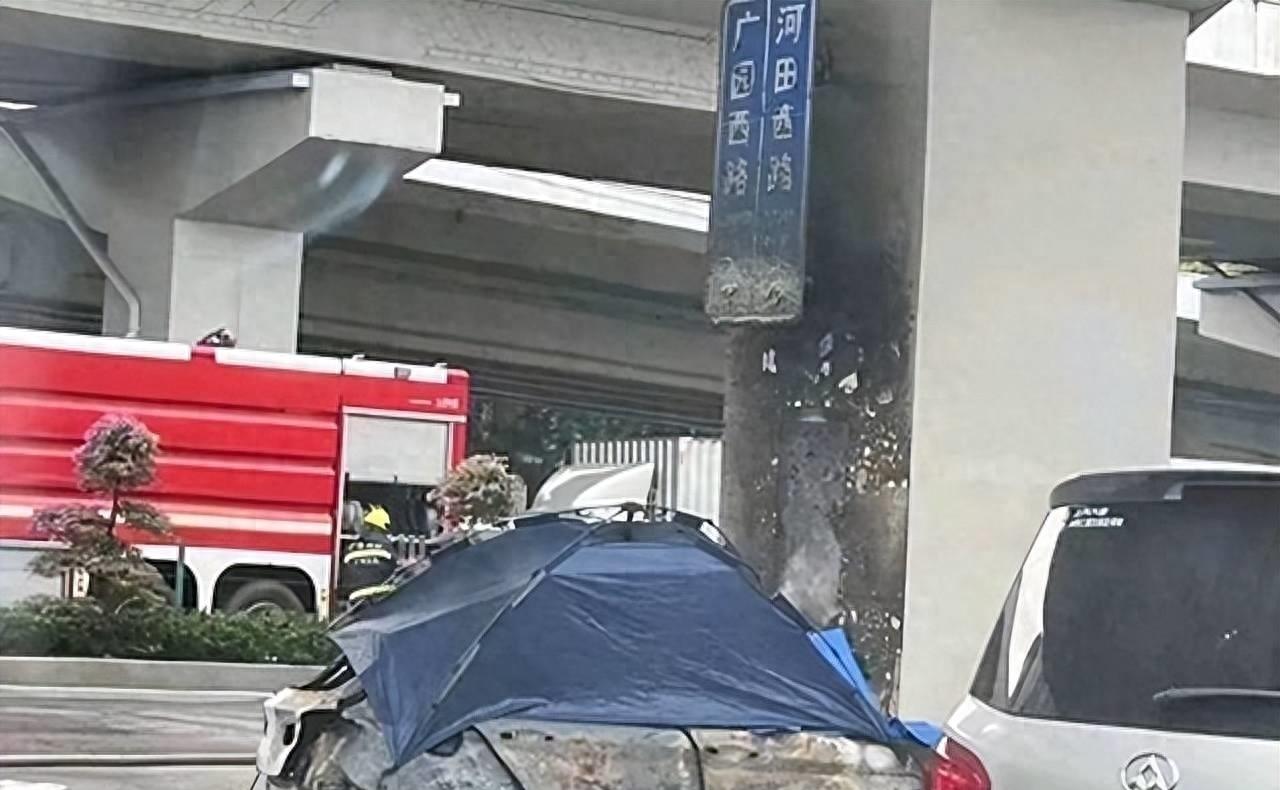 出租车司机用英语怎么说_出租车_出租车24小时叫车电话