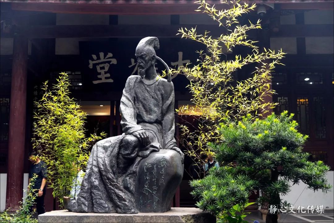 杜甫草堂_杜甫草堂简介_杜甫草堂和武侯祠哪个值得去