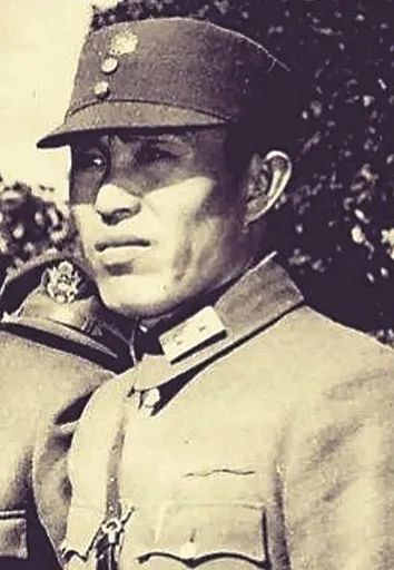 郑洞国_郑洞国传_郑洞国军事才华