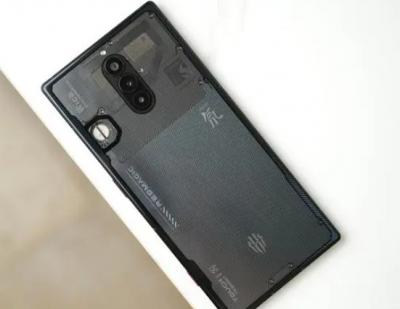 红魔9pro打游戏怎么样-图1