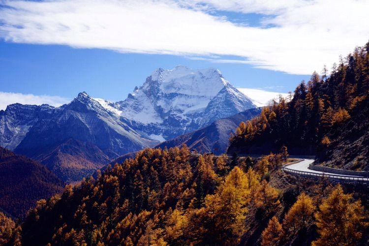 稻城亚丁几月去好玩_亚丁稻城几月去合适_稻城亚丁几月份去最好