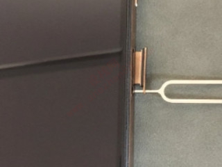 苹果12怎么插卡-图2