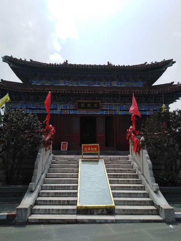 武当山在哪个省哪个市_武当山在哪_武当山天气